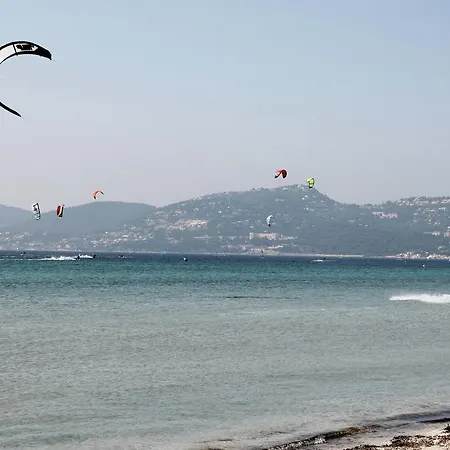 Mobile Dans Camping Saint Pierre Des Horts