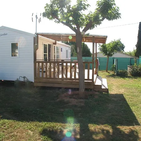 キャンプ場 Mobile Dans Camping Saint Pierre Des Horts